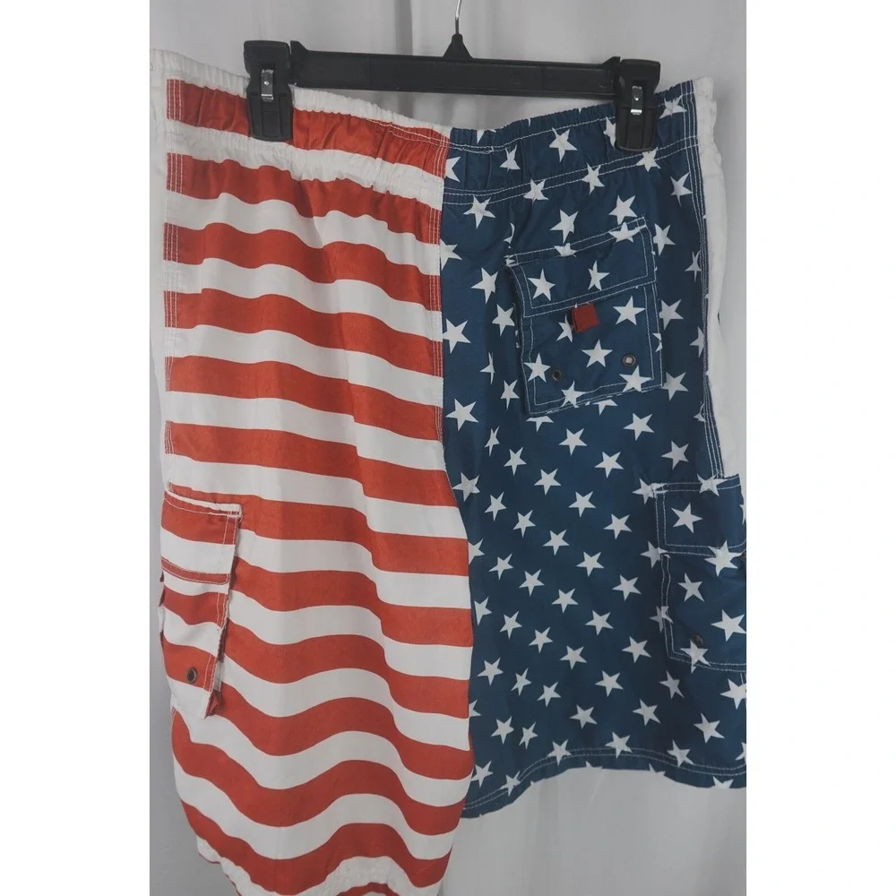 Surf Mentality USA Flag Swim Trunks Men's L Patriotic Stars Stripes Shorts‎